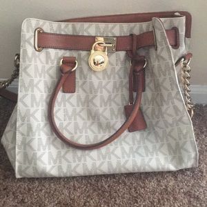 Large Michael Kors Hamilton Purse
